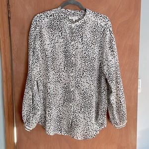 Sweet polka dot blouse